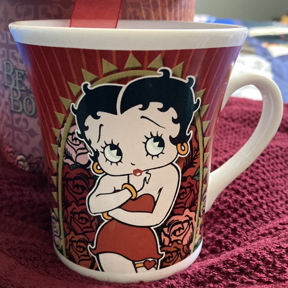 BETTY BOOP Mug/ Coaster and container - Picture 6 of 7